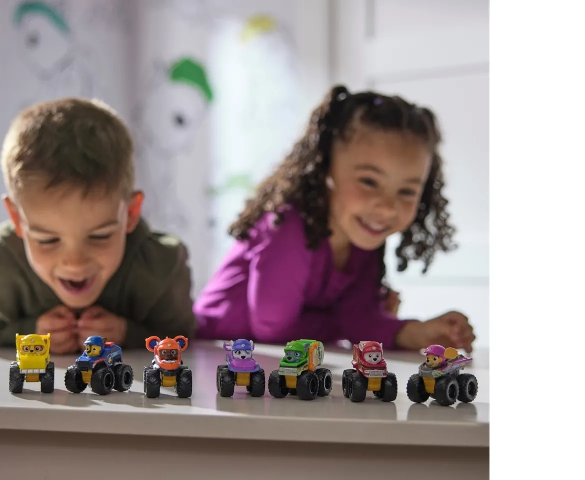 Ken Black PAW Patrol: Rescue Wheels Pup Squad Racers Gift Set with Roxi| Preschool & Electronic Learning