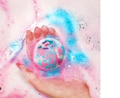 Ken Black So Bomb DIY Marble Bath Bomb Factory| Art & Crafts
