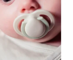 Ken Black Tommee Tippee Newborn Orthodontic Soother Birth+ 2 Pack Assortment| Highchairs|Feeding & Soothers