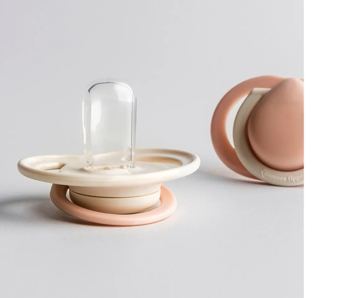 Ken Black Tommee Tippee Newborn Orthodontic Soother Birth+ 2 Pack Assortment| Highchairs|Feeding & Soothers